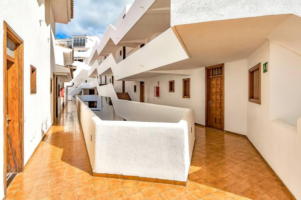 Modern Apartment In Parque Royal I, Playa Fanabe Costa Adeje  Exterior photo